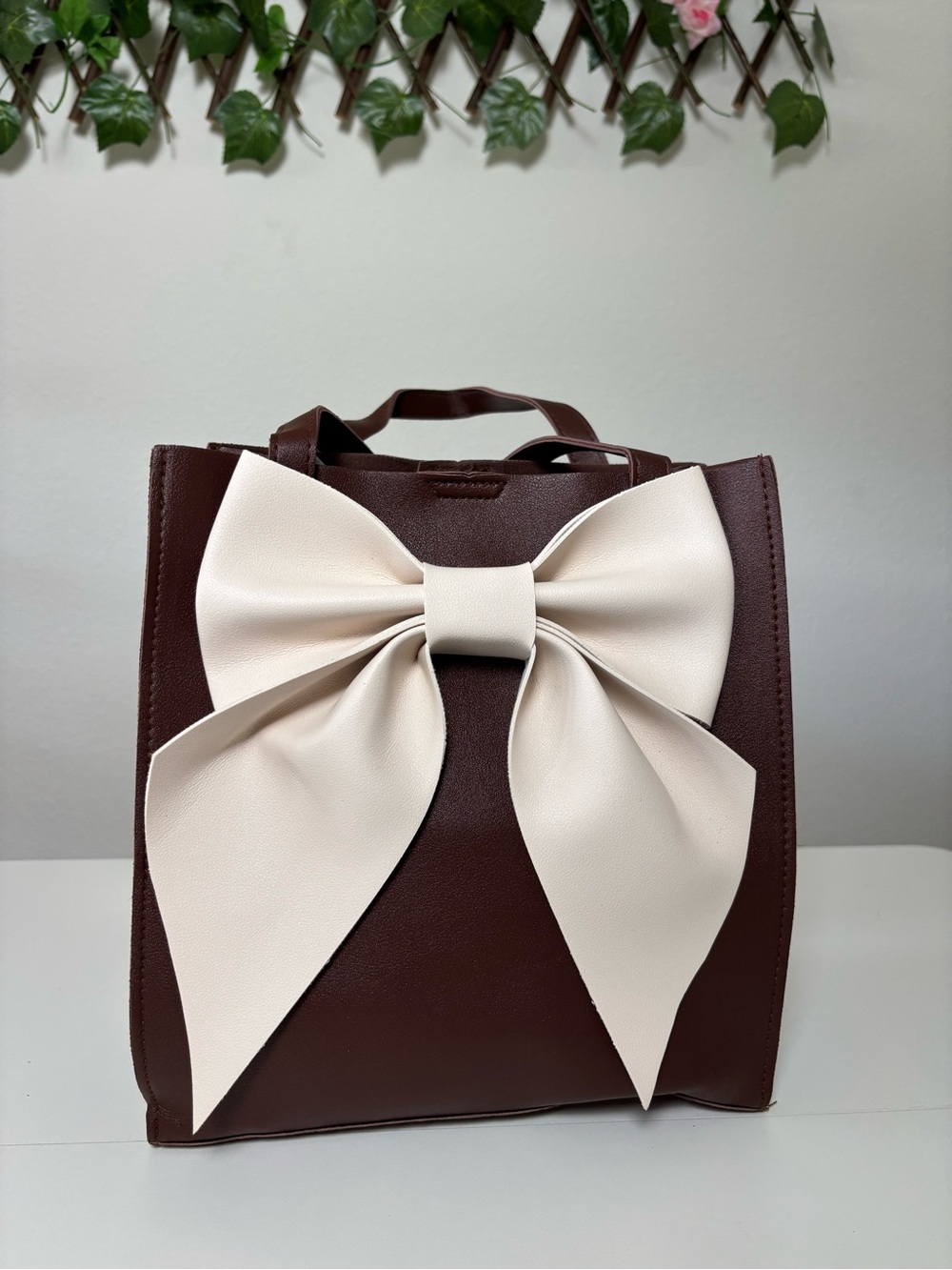 Elegant Brown Tote with Ivory Bow Accent